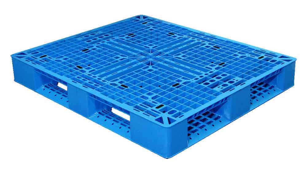 ECO-1210LA stackable pallet in blue