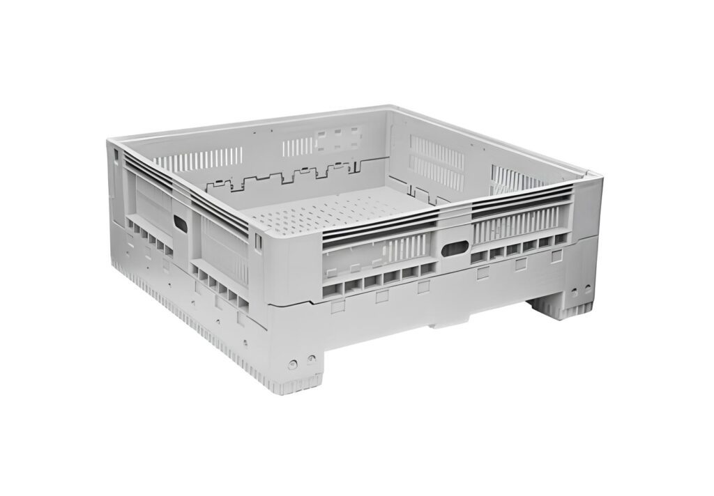Collapsible plastic crate for stone fruit and broccolini harvesting